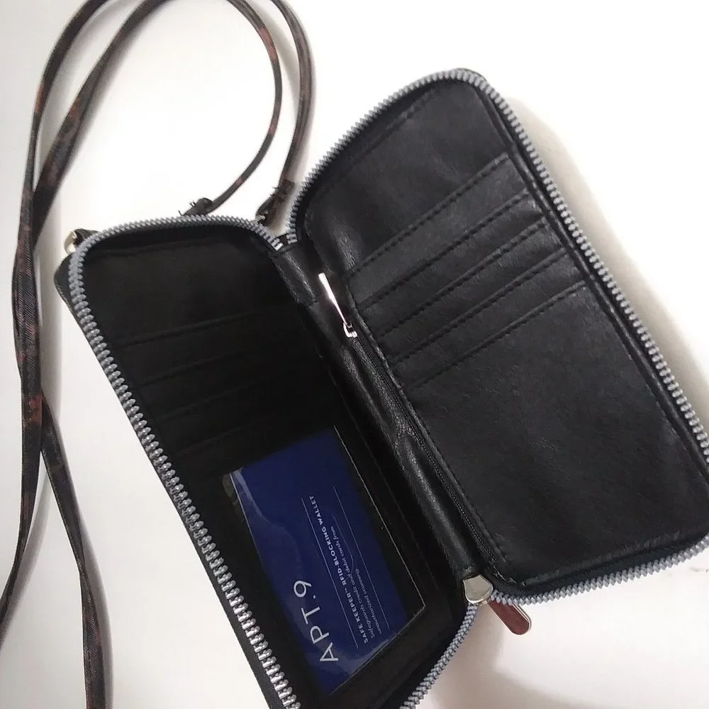 Apt 9 New Leopard Print‎ Crossbody or Wristlet